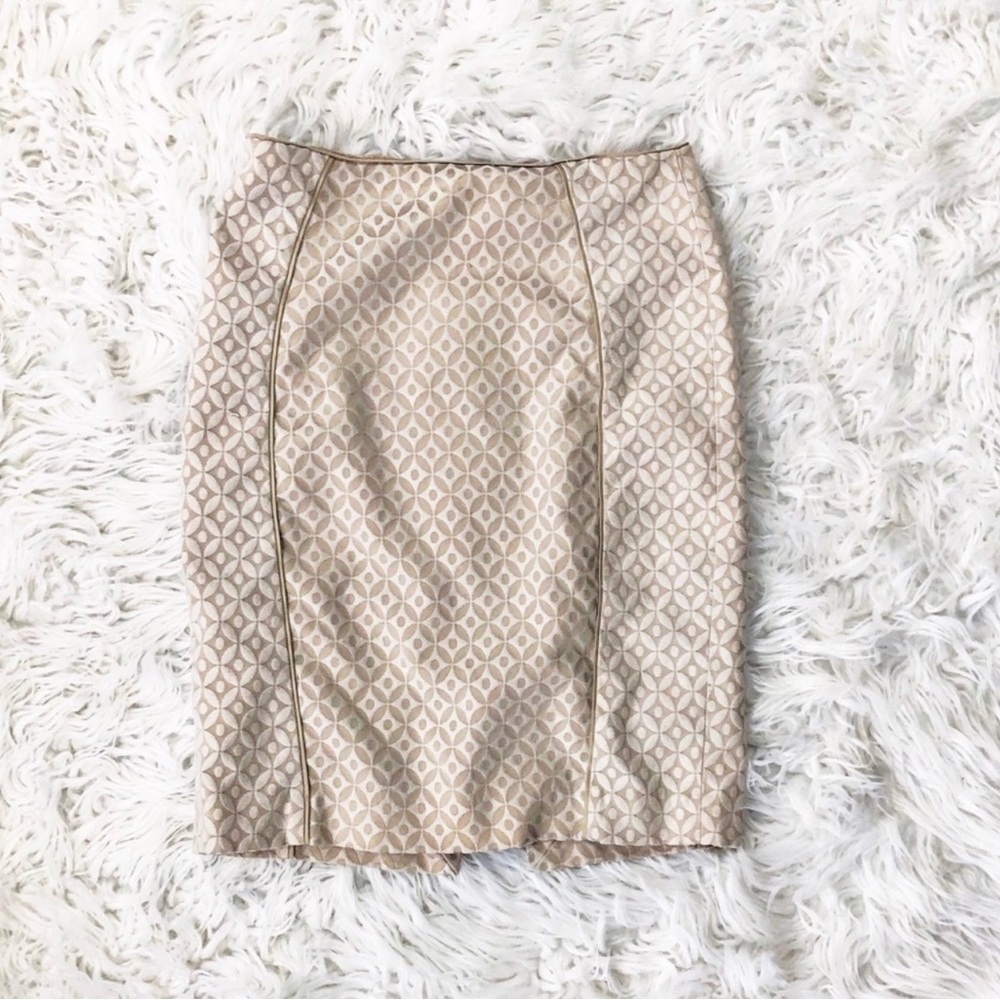 White House Black Market Jacquard Pencil Skirt